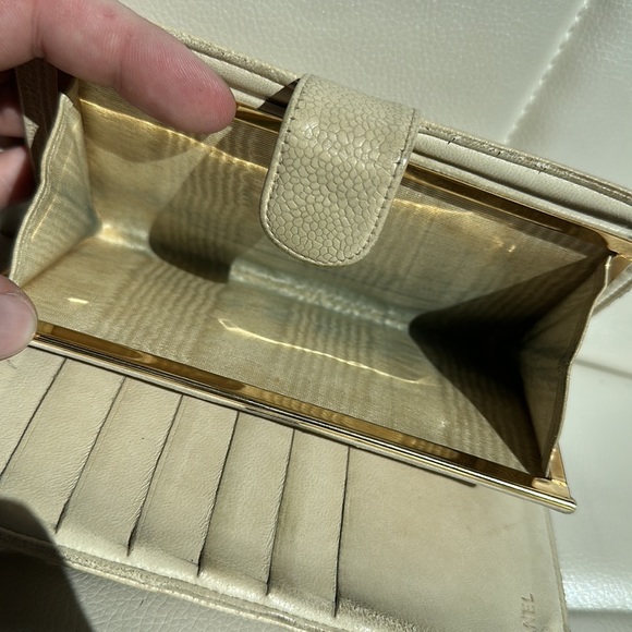 Chanel cream caviar continental long flap wallet clutch - Picture 9 of 13